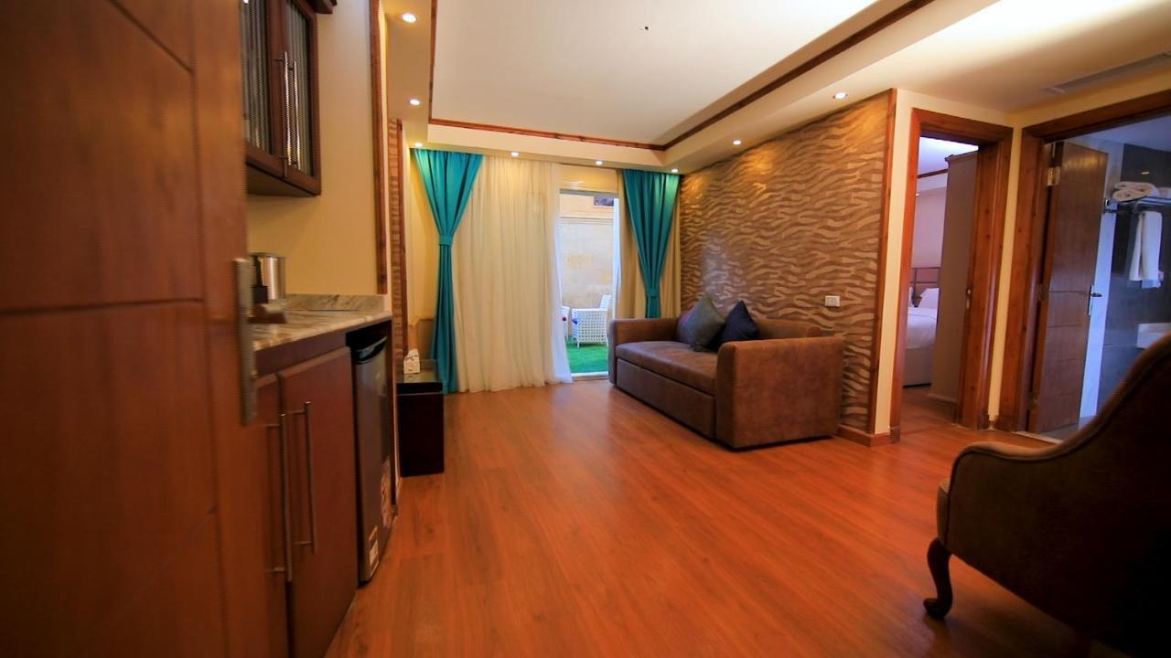 Villa 14 Suites 6th of October City Bagian luar foto