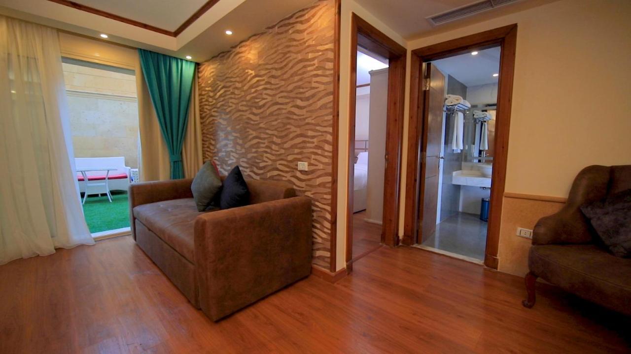 Villa 14 Suites 6th of October City Bagian luar foto